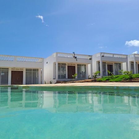 Cave Diani Holiday Apartments Diani Beach Zewnętrze zdjęcie