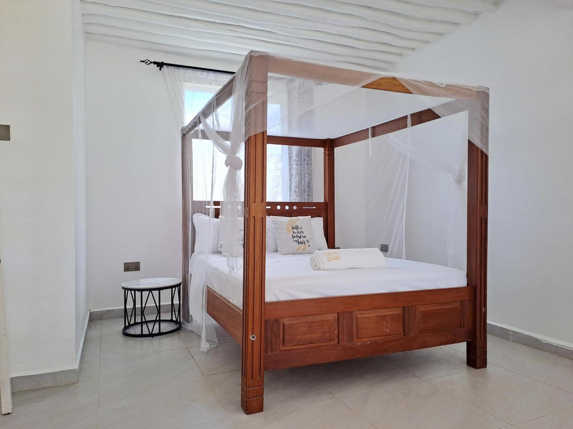 Cave Diani Holiday Apartments Diani Beach Zewnętrze zdjęcie